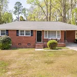 Updated Home Near Fort Jackson