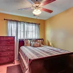 Columbia Home Rental With Hot Tub 9 Mi To Uofsc!
