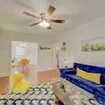 Charming Earlewood Cottage