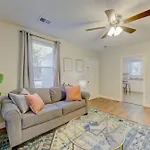 The Blue Belle - Pet Friendly
