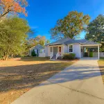 The Blue Belle - Pet Friendly