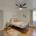 Homey 3Bd Columbian Getaway