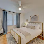 Boho Chic Earlewood Retreat