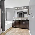 Contemporary 3Br