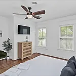 Melrose Heights 3Br