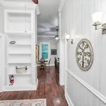 Spacious 5Br - Pet Friendly
