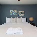 Spacious 4Br With Loft Bedroom