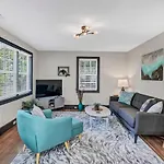 Homey 4Br In Earlewood