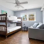Spacious Oasis With Pool - 5Br
