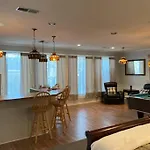 Welcome To Columbia!-Enjoy This Tranquil Space