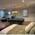 Welcome To Columbia!-Enjoy This Tranquil Space