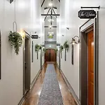 Watson - The Vestry On Read