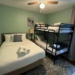 Close To Usc & Midtown-Downtown - Newly Renovated