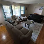 5 Mins To Fort Jackson - The Wooded Hilltop Ranch