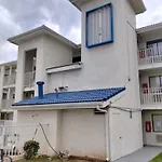 Motel 6