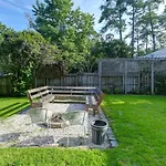 Bonham Burrow Near Ft Jackson