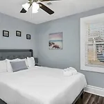 Margrave Retreat Unit A - 2Br