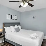 Margrave Retreat Unit A - 2Br