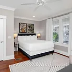 The Wren 2 Bedroom 2.5 Ba Renovated