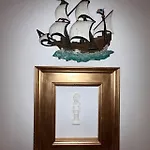 The Scholar Suite With 1 King
