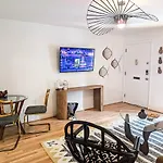 The Tiki Suite 2Br 2Ba