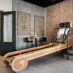 Moxy Columbia Downtown
