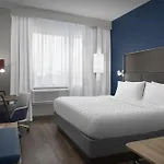 Tru By Hilton Columbia Downtown