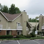 Cloverleaf Suites - Columbia, Sc