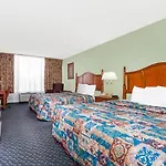 Days Inn & Suites By Wyndham Se Columbia Ft Jackson