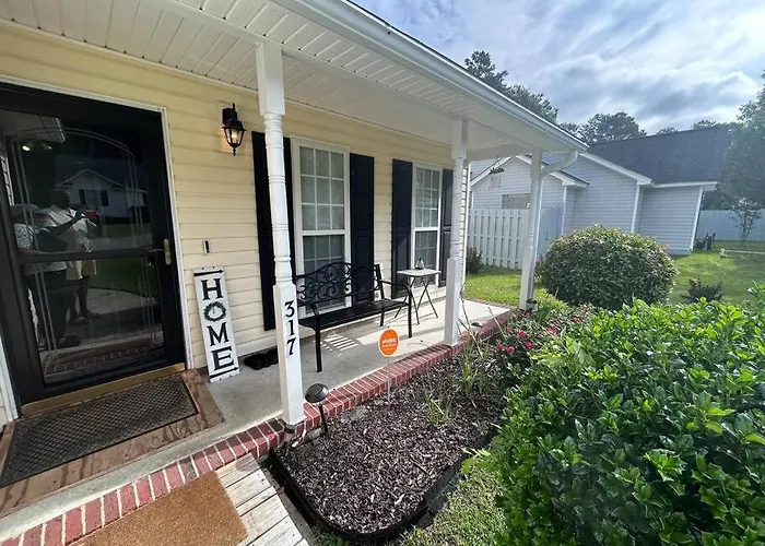 3Br Convenient Columbia Retreat!