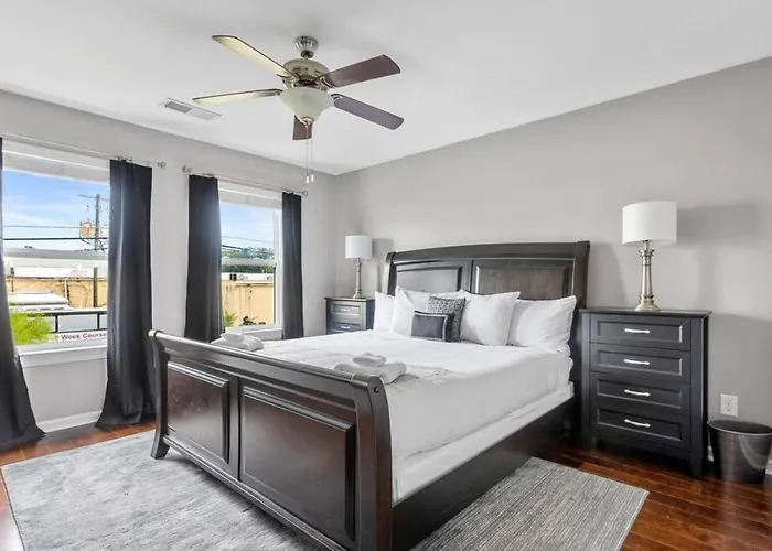 Contemporary 3Br