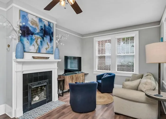 3Br In Elmwood-Near Usc
