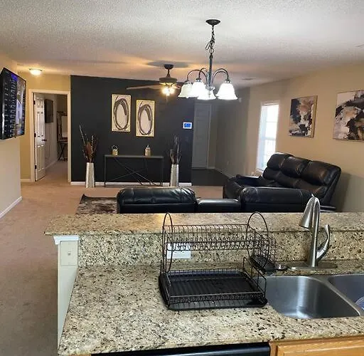 3 Bedroom 2 Bathroom House