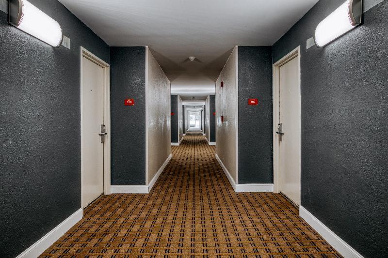 Rodeway Inn 2*