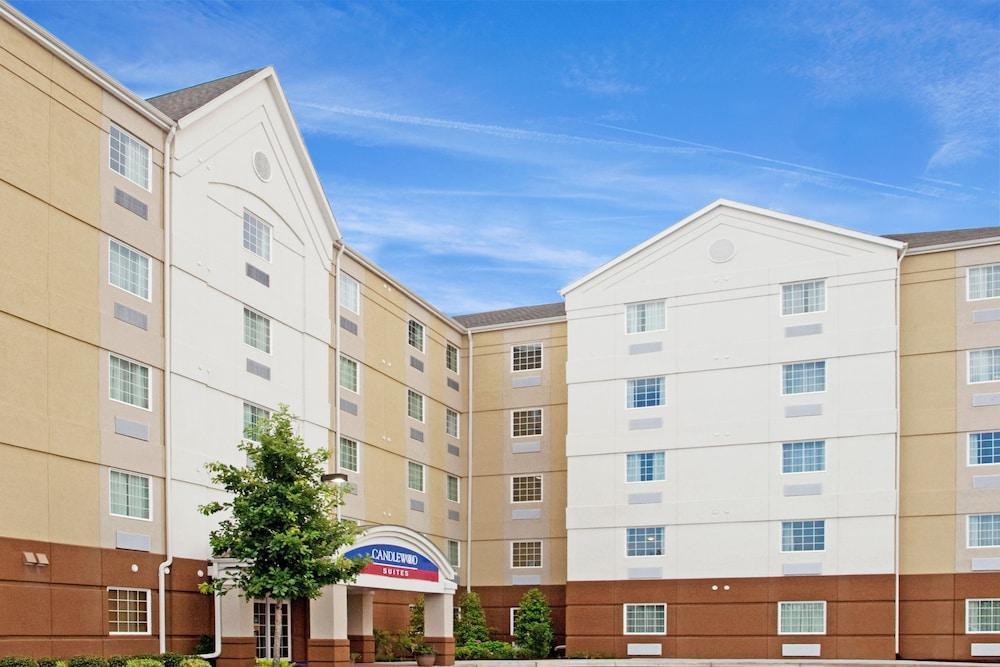 Candlewood Columbia-fort Jackson By Ihg 3*