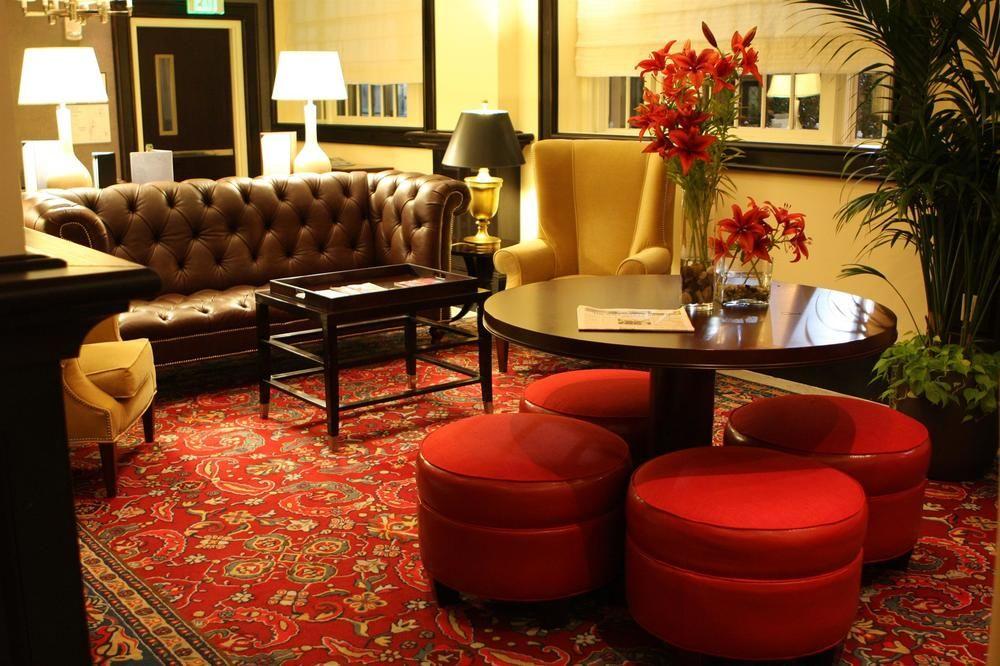 Sheraton Downtown Hotel 3*