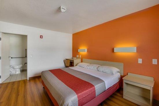6-columbia, Sc - West Hotel