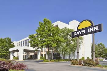 Days & By Wyndham Se Ft Jackson Hotel