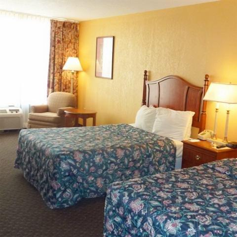 Hotel Days & By Wyndham Se Ft Jackson 2*
