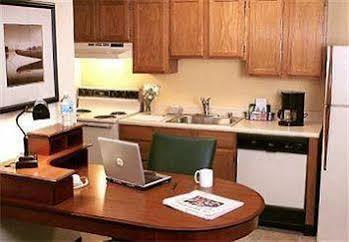 Hotel Cloverleaf - Columbia, Sc