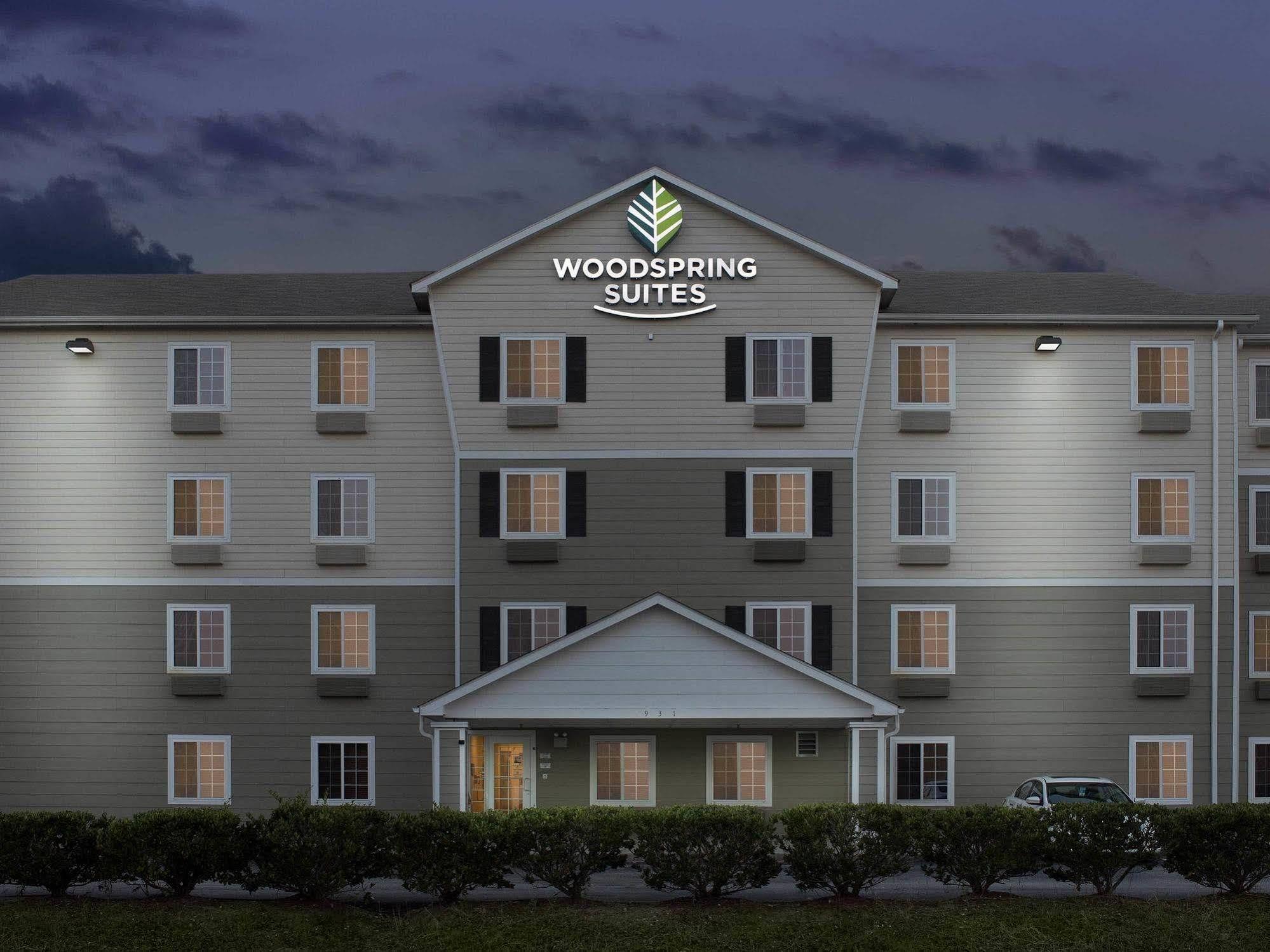 Woodspring Jackson 2*