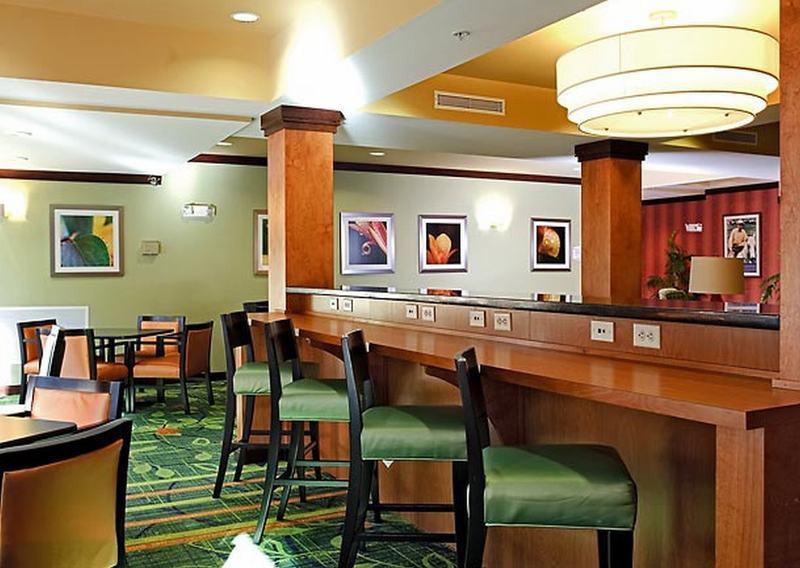 Hotel Fairfield & Northeast Columbia