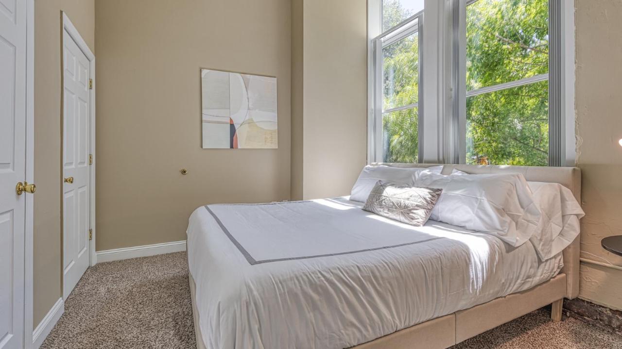 Kasa Downtown Aparthotel 3*