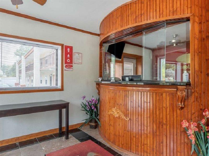Hotel Econo Jackson 2*
