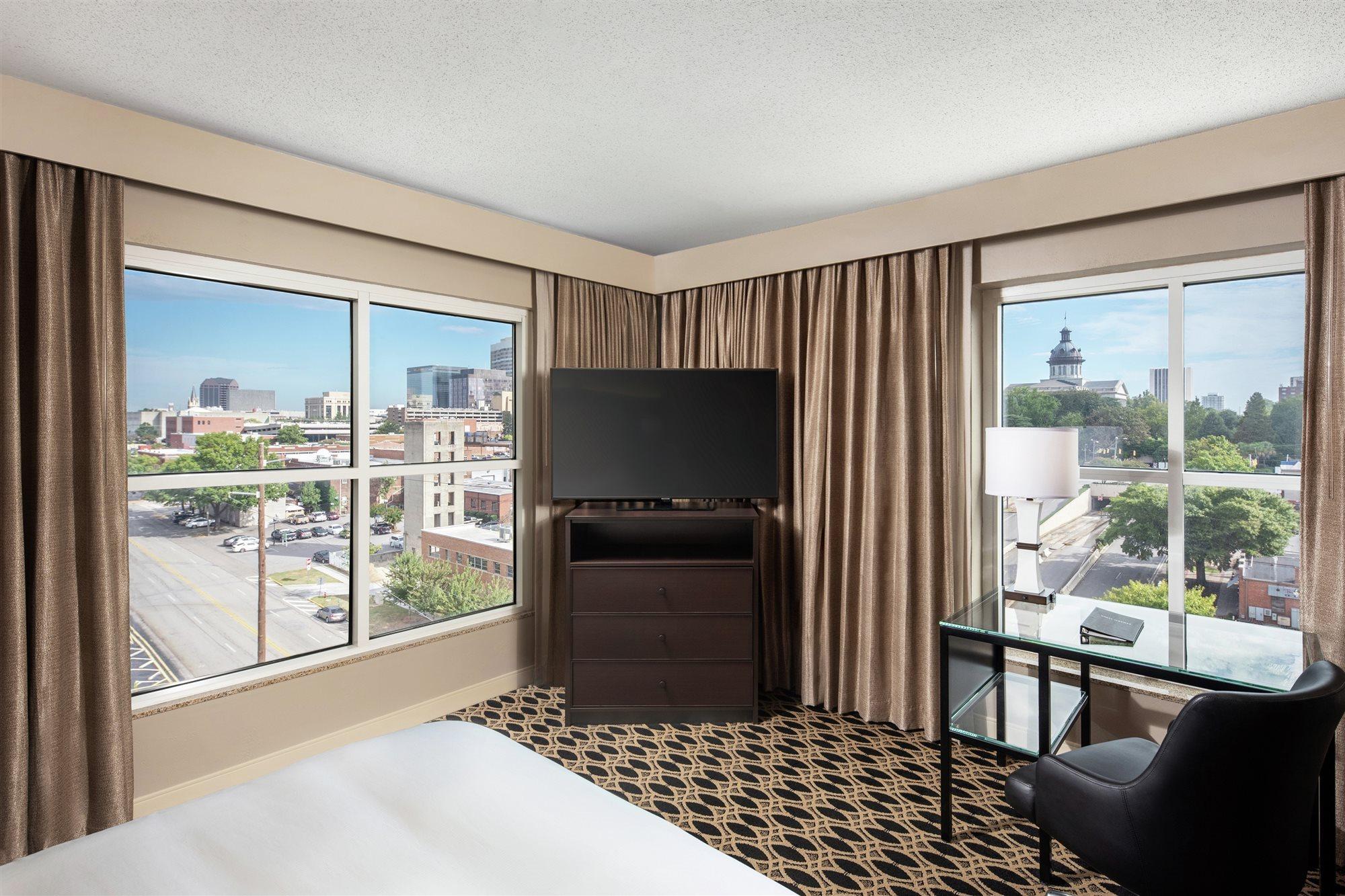 Hilton Center Hotel 4*