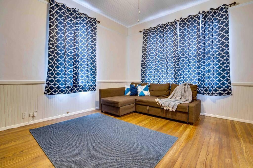 Cozy 1 Bed Historic Elmwood Park-centennial House Apartment *