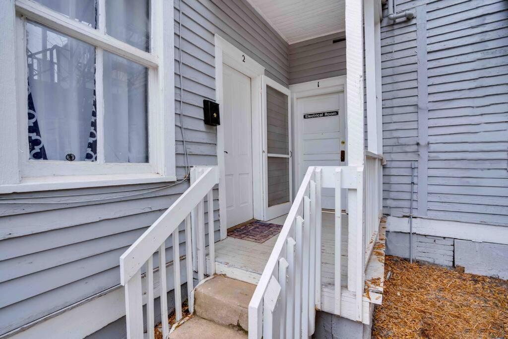 Apartment Cozy 1 Bed Historic Elmwood Park-centennial House *