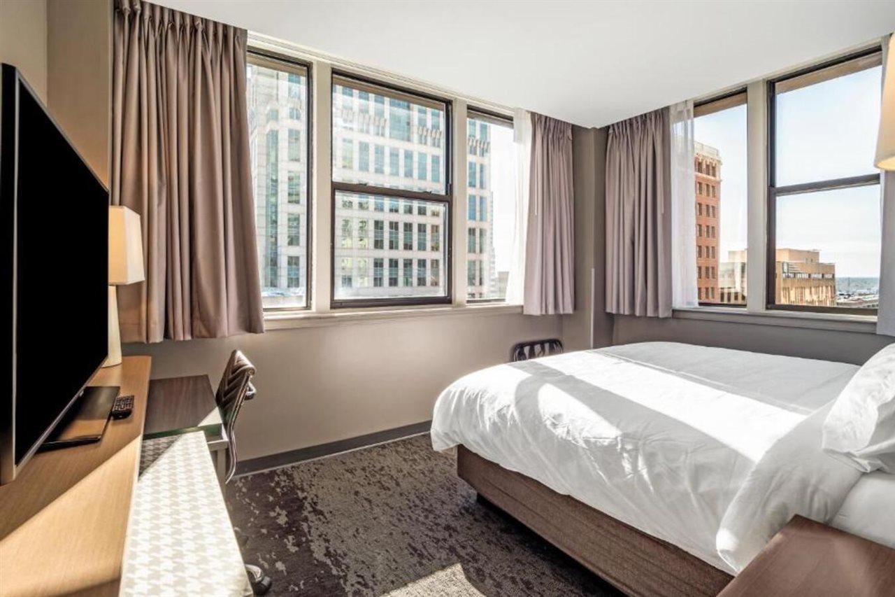 - Downtown By Ihg Hotel 3*