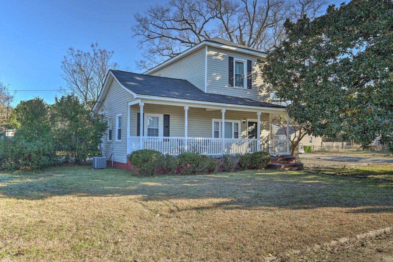 Holiday home With Spacious Yard Less Than 2 Mi To Dtwn
