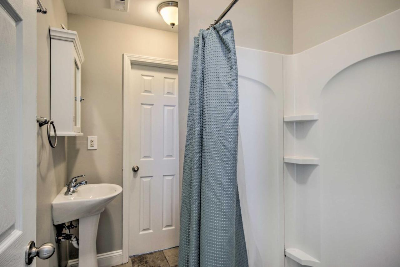 With Spacious Yard Less Than 2 Mi To Dtwn